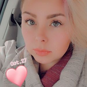 Meet your Posher, Brandi